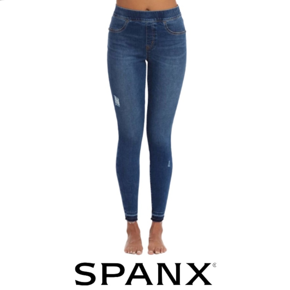 SPANX | Women's Distressed Raw Hem Medium Wash Pull On Slimming Shapewear Travel
